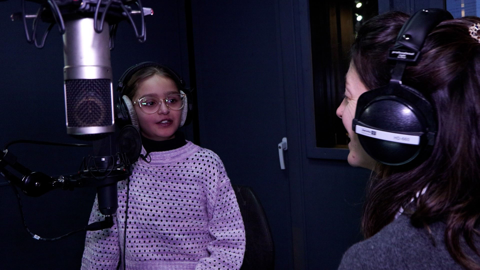 Kinderherzen Musiktherapie, Emma bei Aufnahme im Studio